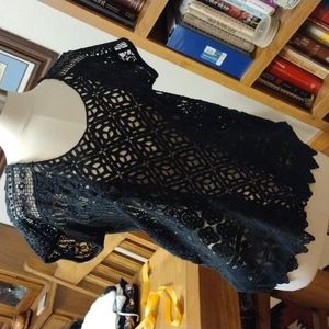 XCVI Sm gorgeous Black lace top